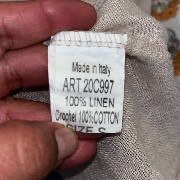 Valentina Naldi crumped sleeveless linen top with crochel fringe hemsize Small - Picture 6 of 7